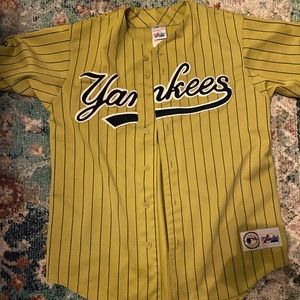 NY Yankees Vintage Men’s Medium Jersey Yellow Pinstripe Button Front